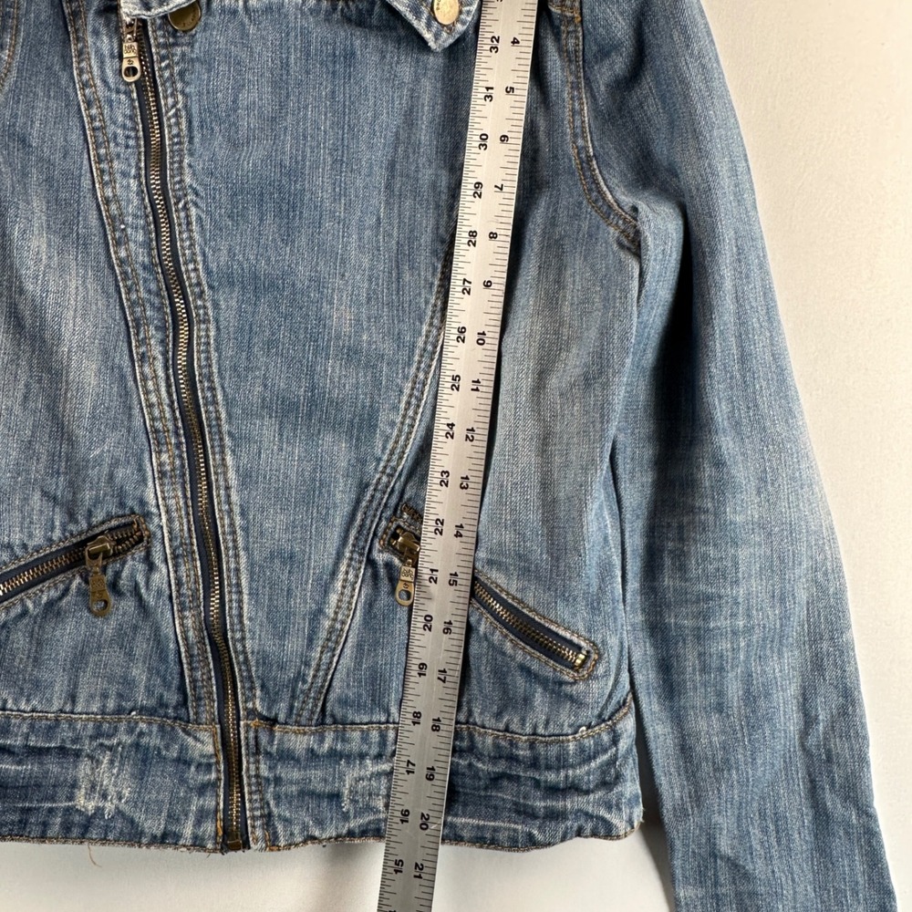 Billabong Womens Denim Moto Jacket Distressed Blue Zipper Sleeve Retro Sz Medium - Picture 11 of 14